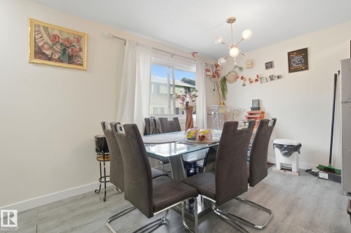 692 Abbottsfield Road, Edmonton, AB - Indoor Photo Showing Dining Room
