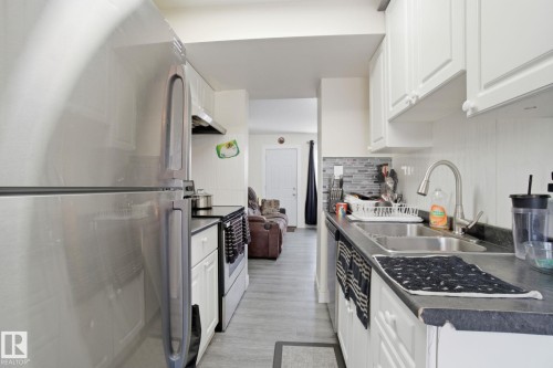 692 Abbottsfield Road, Edmonton, AB - Indoor Photo Showing Kitchen With Double Sink