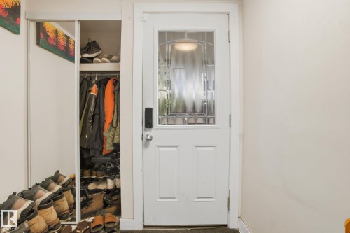 692 Abbottsfield Road, Edmonton, AB - Indoor Photo Showing Other Room