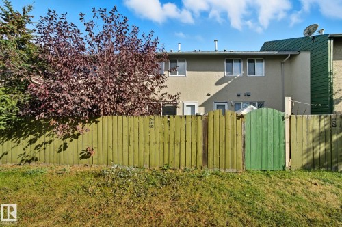 692 Abbottsfield Road, Edmonton, AB - Outdoor
