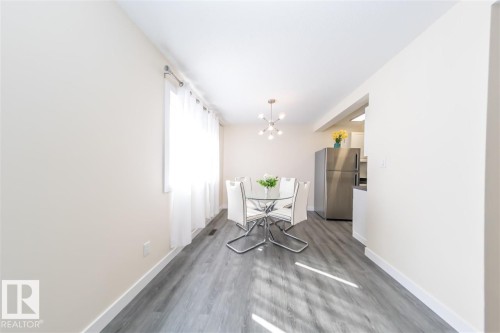 692 Abbottsfield Road, Edmonton, AB - Indoor Photo Showing Other Room