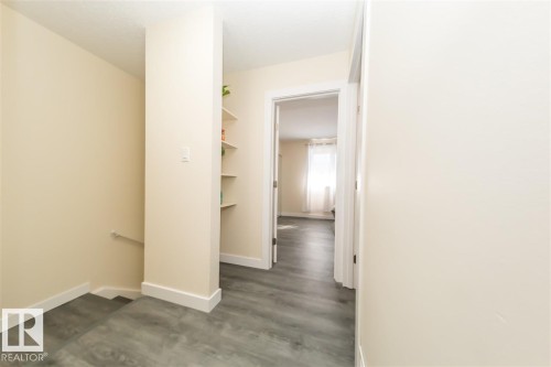 692 Abbottsfield Road, Edmonton, AB - Indoor Photo Showing Other Room