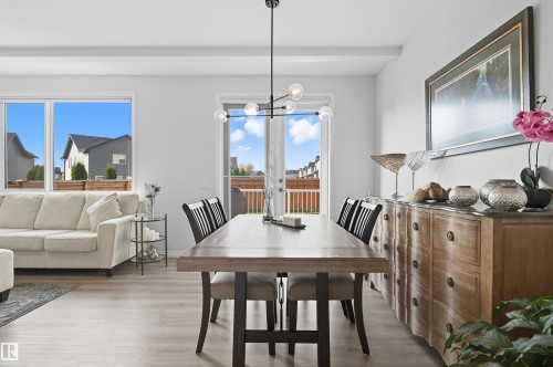 2631 Donaghey Crescent, Edmonton, AB - Indoor Photo Showing Other Room