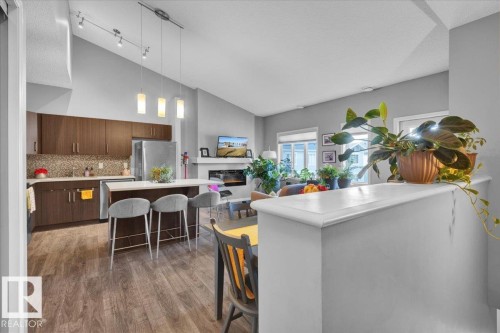 77 2905 141 Street, Edmonton, AB - Indoor Photo Showing Kitchen