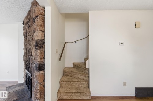 181 Lancaster Terrace, Edmonton, AB - Indoor Photo Showing Other Room