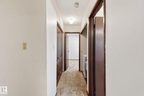 181 Lancaster Terrace, Edmonton, AB - Indoor Photo Showing Other Room