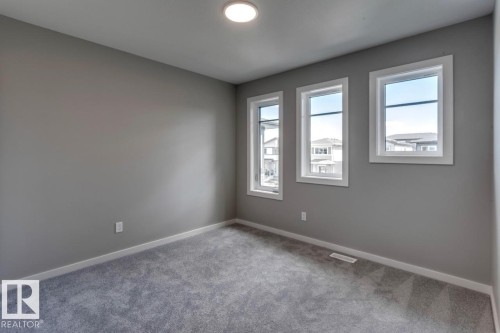 40 Gambel Loop, Spruce Grove, AB - Indoor Photo Showing Other Room