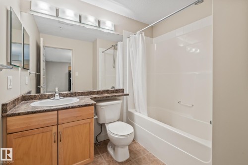 313 11615 Ellerslie Road, Edmonton, AB - Indoor Photo Showing Bathroom