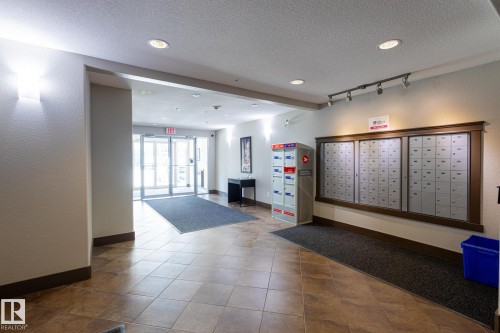 313 11615 Ellerslie Road, Edmonton, AB - Indoor Photo Showing Other Room