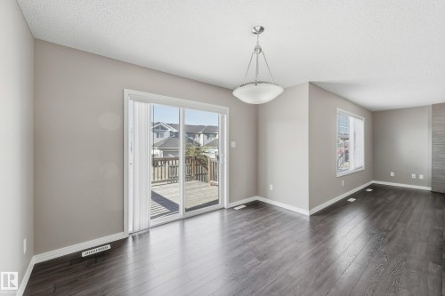 3528 Claxton Crescent, Edmonton, AB - Indoor