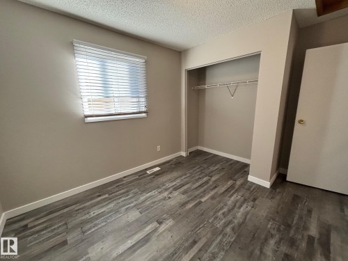 46 Matthew Road, Spruce Grove, AB - Indoor Photo Showing Other Room