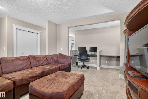 1772 33B Street Nw, Edmonton, AB - Indoor Photo Showing Living Room