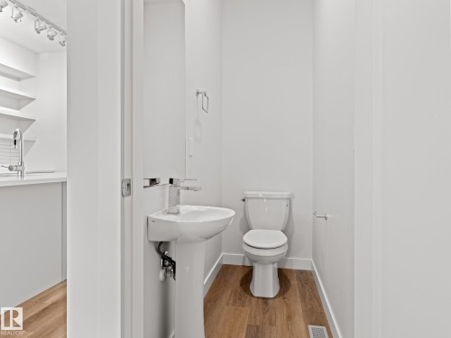 35 100 Jensen Lakes Boulevard, St. Albert, AB - Indoor Photo Showing Bathroom
