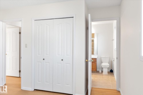 4632 126 Avenue, Edmonton, AB - Indoor