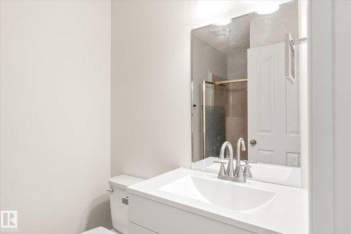 4632 126 Avenue, Edmonton, AB - Indoor Photo Showing Bathroom