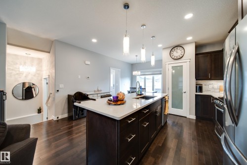 4047 Morrison Way, Edmonton, AB - Indoor Photo Showing Kitchen With Upgraded Kitchen