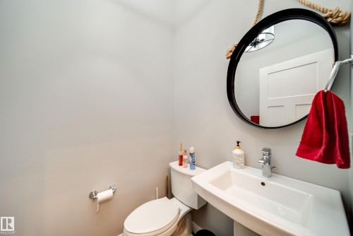 4047 Morrison Way, Edmonton, AB - Indoor Photo Showing Bathroom