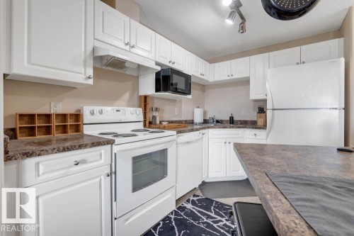 312 155 Edwards Drive, Edmonton, AB - Indoor Photo Showing Kitchen