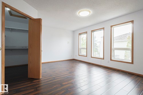 4631 43 Avenue, Edmonton, AB - Indoor Photo Showing Other Room