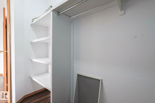 4631 43 Avenue, Edmonton, AB - Indoor With Storage