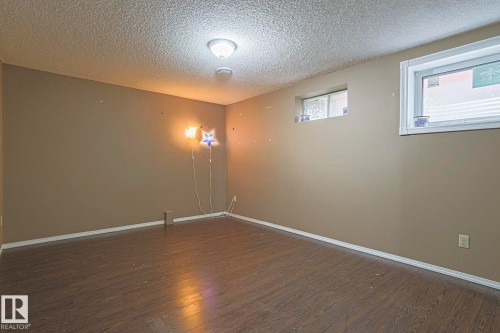 Basement bedroom #6 - 4631 43 Avenue, Edmonton, AB - Indoor Photo Showing Other Room