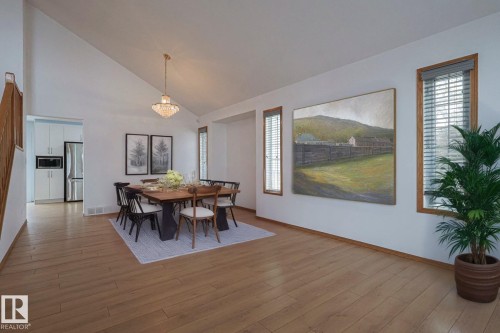 4631 43 Avenue, Edmonton, AB - Indoor Photo Showing Dining Room