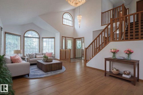 4631 43 Avenue, Edmonton, AB - Indoor