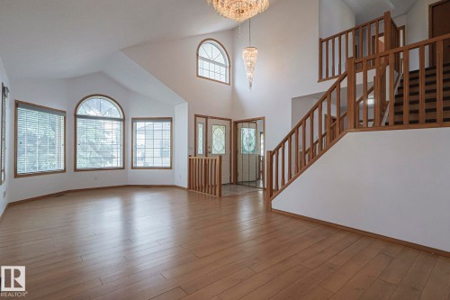 4631 43 Avenue, Edmonton, AB - Indoor Photo Showing Other Room