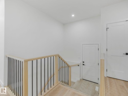 3325 Chickadee Drive, Edmonton, AB - Indoor Photo Showing Other Room