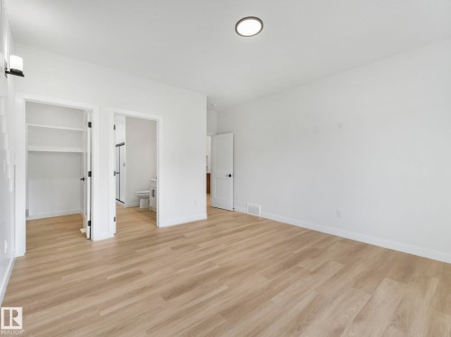 3325 Chickadee Drive, Edmonton, AB - Indoor Photo Showing Other Room
