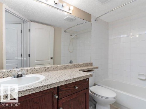 204 9640 105 Street, Edmonton, AB - Indoor Photo Showing Bathroom