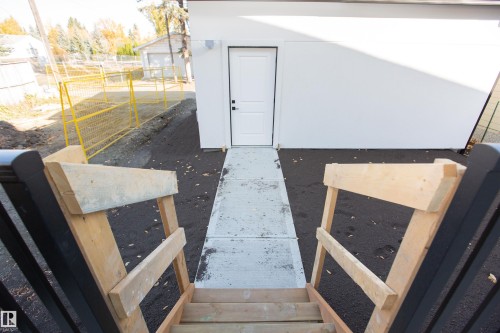 9127 143 Street, Edmonton, AB - Outdoor