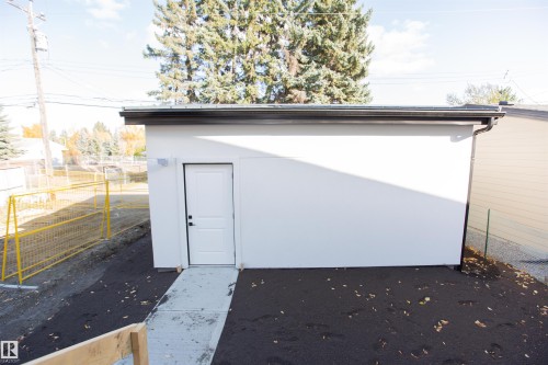 9127 143 Street, Edmonton, AB - Outdoor