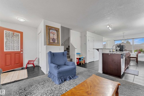 2004 32 Street, Edmonton, AB - Indoor