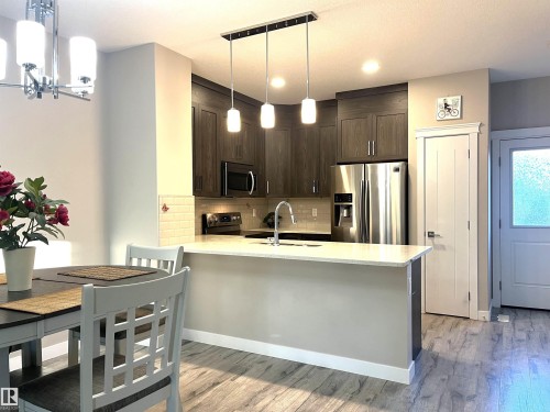 729 Berg Loop, Leduc, AB - Indoor