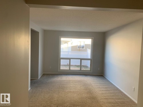 15219 54 St Nw, Edmonton, AB - Indoor Photo Showing Other Room