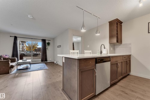 106 4008 Savaryn Drive, Edmonton, AB - Indoor