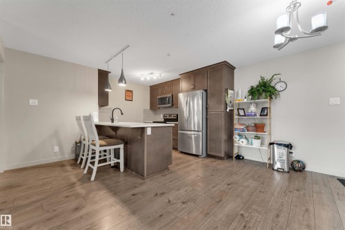 106 4008 Savaryn Drive, Edmonton, AB - Indoor Photo Showing Other Room