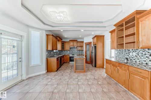 Edmonton, AB - Indoor Photo Showing Kitchen