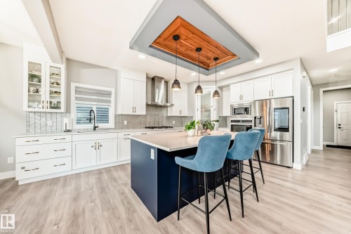 1227 24 Street, Edmonton, AB - Indoor Photo Showing Kitchen With Upgraded Kitchen