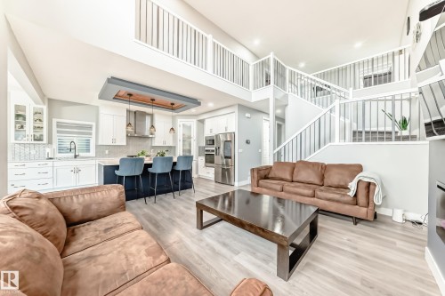 1227 24 Street, Edmonton, AB - Indoor Photo Showing Living Room