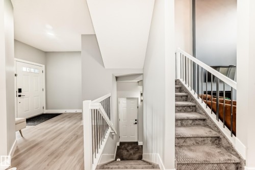 1227 24 Street, Edmonton, AB - Indoor Photo Showing Other Room