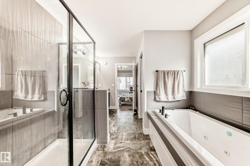 1227 24 Street, Edmonton, AB - Indoor Photo Showing Bathroom