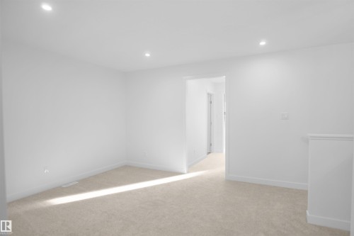 644 176 Avenue, Edmonton, AB - Indoor Photo Showing Other Room