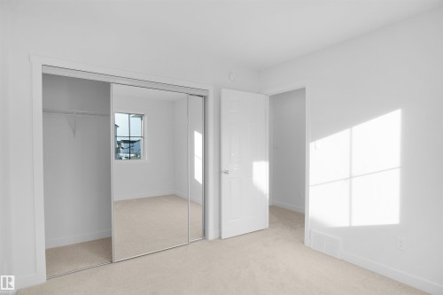 644 176 Avenue, Edmonton, AB - Indoor Photo Showing Other Room