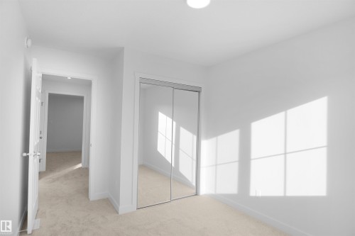 644 176 Avenue, Edmonton, AB - Indoor Photo Showing Other Room