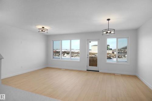 644 176 Avenue, Edmonton, AB - Indoor Photo Showing Other Room