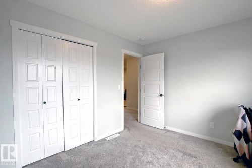 19633 26A Av, Edmonton, AB - Indoor