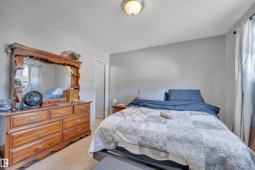 5312 36 Ave, Wetaskiwin, AB - Indoor Photo Showing Bedroom