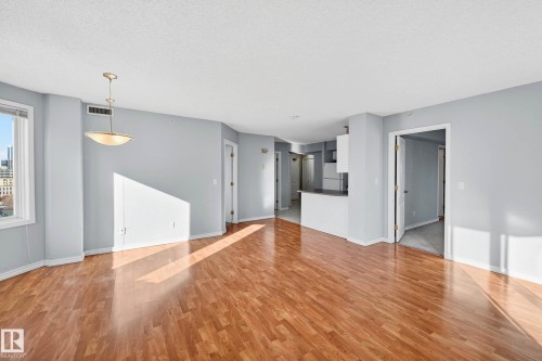 804 10909 103 Avenue, Edmonton, AB - Indoor Photo Showing Other Room